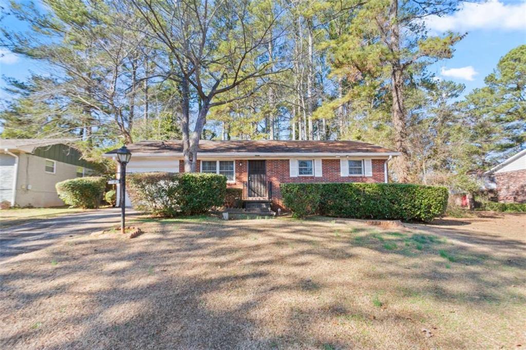 2881 Gwendon Ter., Decatur, GA 30034