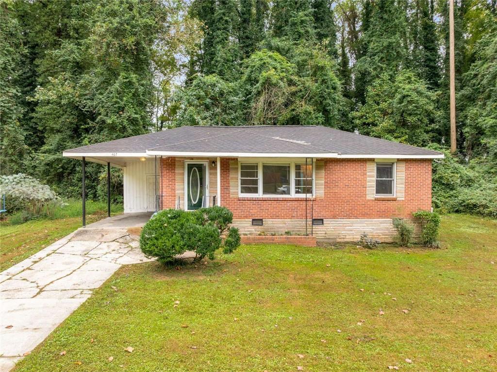 467 Park Valley Dr., Atlanta, GA 30318
