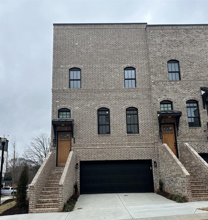 345 Sugarview Rd., Sugar Hill, GA 30518