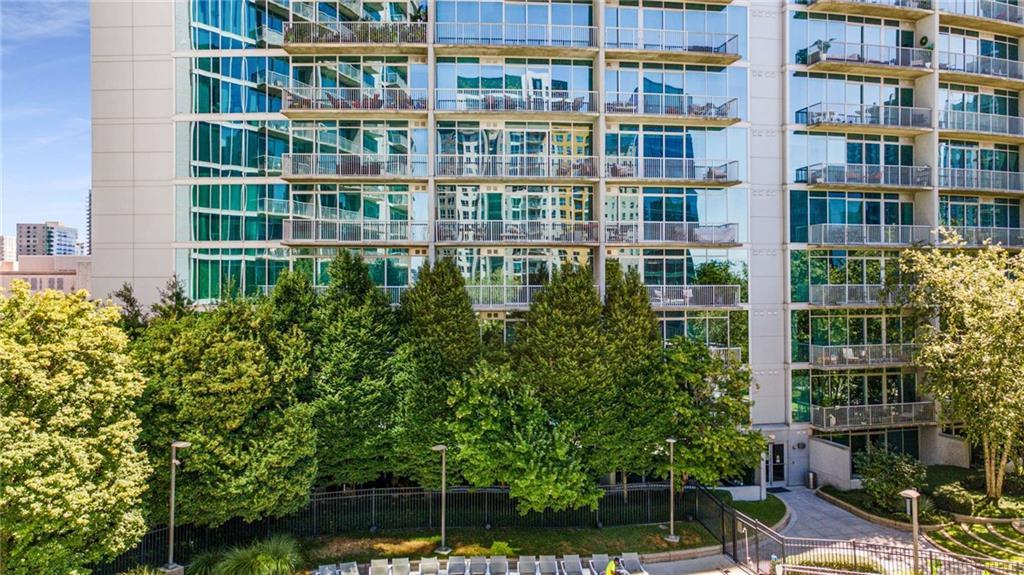 950 W Peachtree St. #802, Atlanta, GA 30309