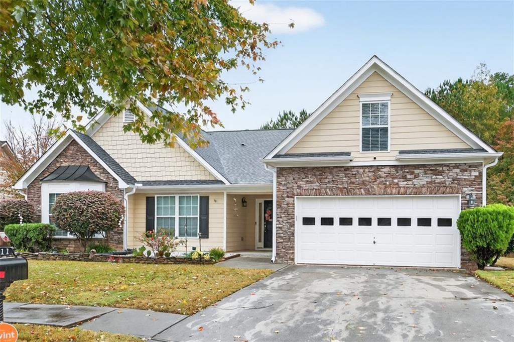 811 Rock Elm Dr., Auburn, GA 30011