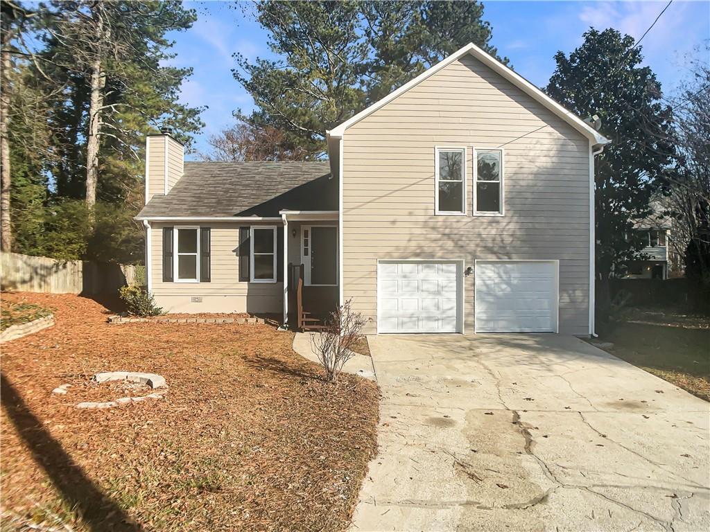 304 Lamden Ct., Lawrenceville, GA 30046