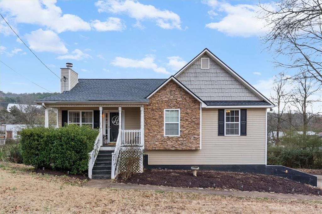 93 4th St., Emerson, GA 30137