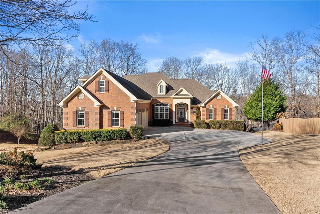 3498 Hickory Lake Dr., Gainesville, GA 30506