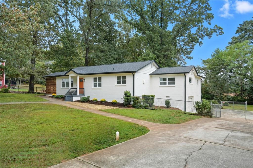 1724 Leslie Ave., Atlanta, GA 30311