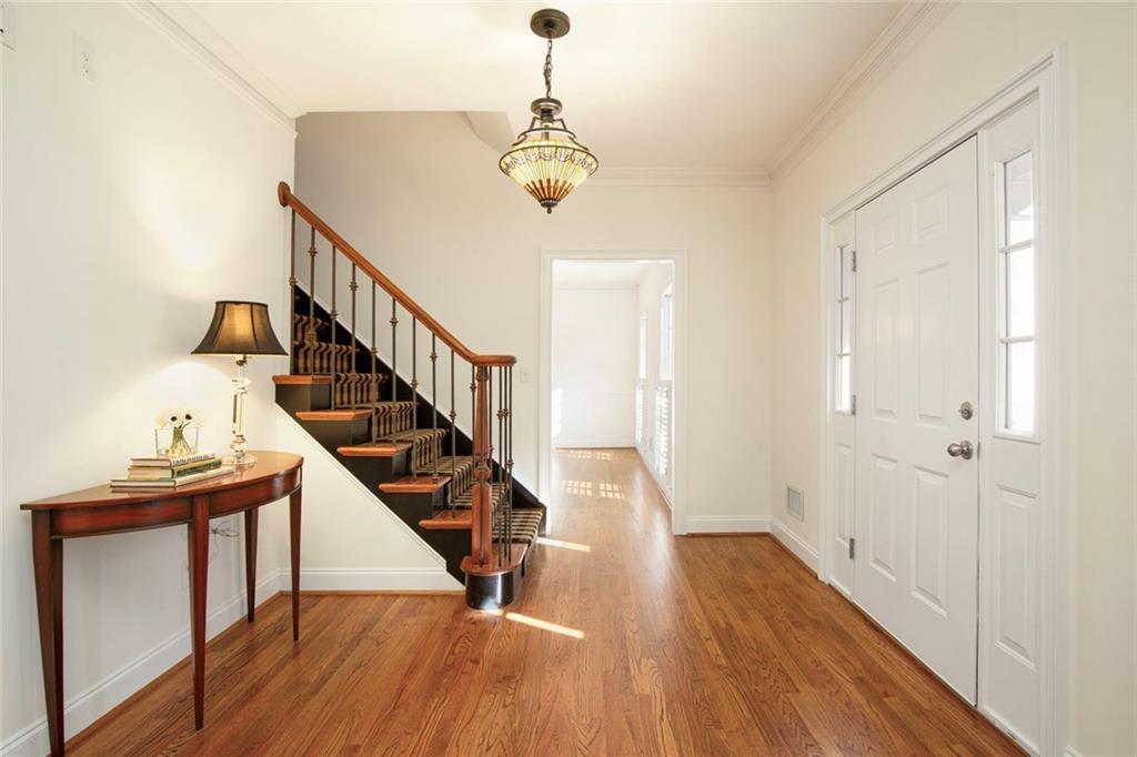 480 Saddlebrook Dr., Roswell, GA 30075