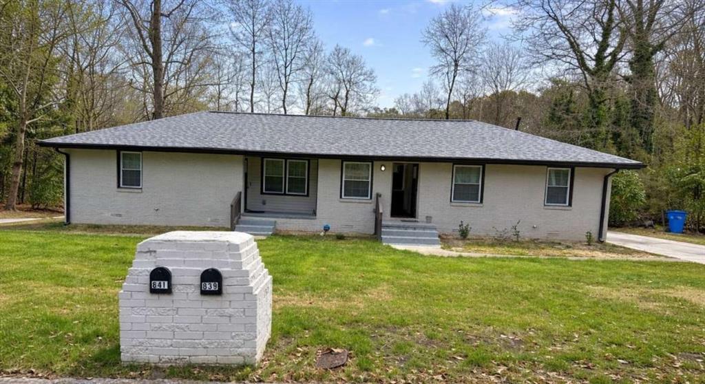 839 Commodore Dr., Atlanta, GA 30318