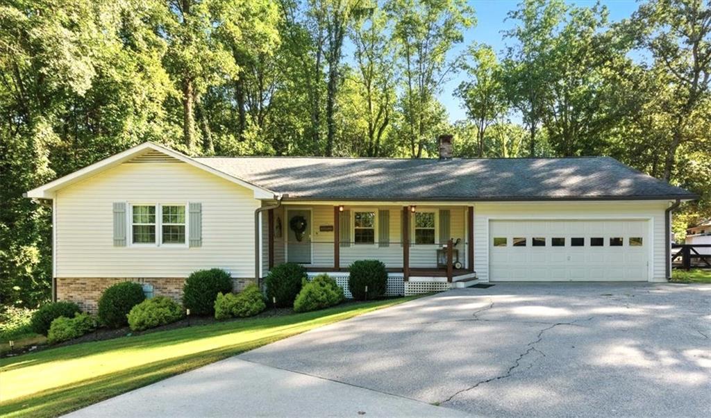 4990 Hill Rd., Acworth, GA 30101