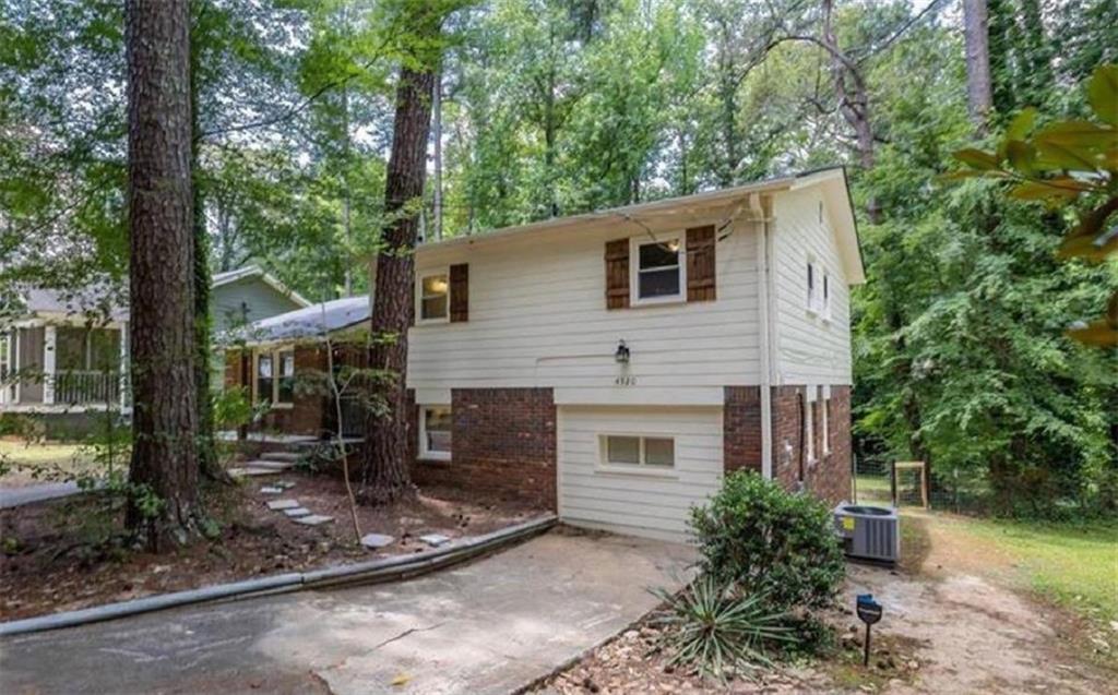 4520 Santa Fe Tr., Atlanta, GA 30331