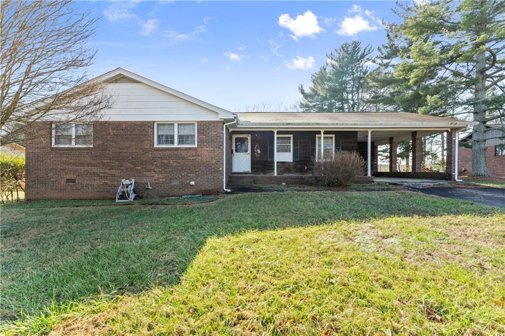 3750 Robinson Dr., Oakwood, GA 30566