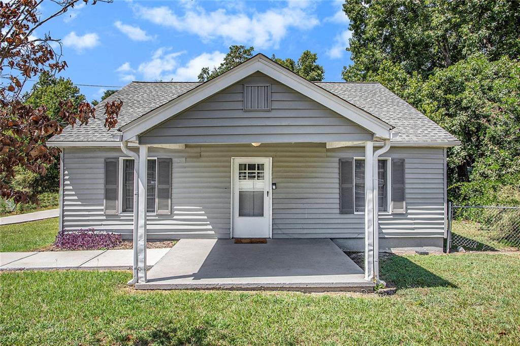 1298 Irwin Bridge Rd., Conyers, GA 30012