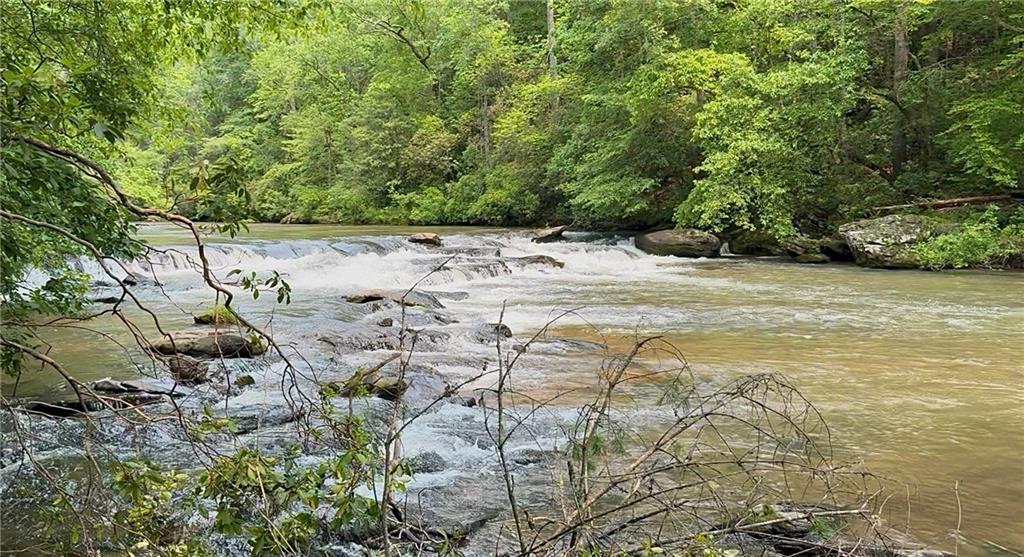 105 Colly Ln., Marble Hill, GA 30148