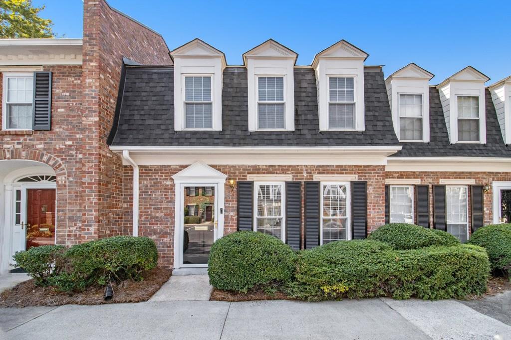 2 George Wythe Pl., Atlanta, GA 30318