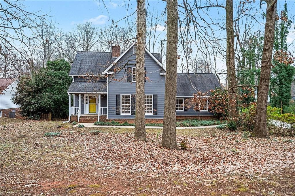 8234 Dawn Dr., Jonesboro, GA 30236