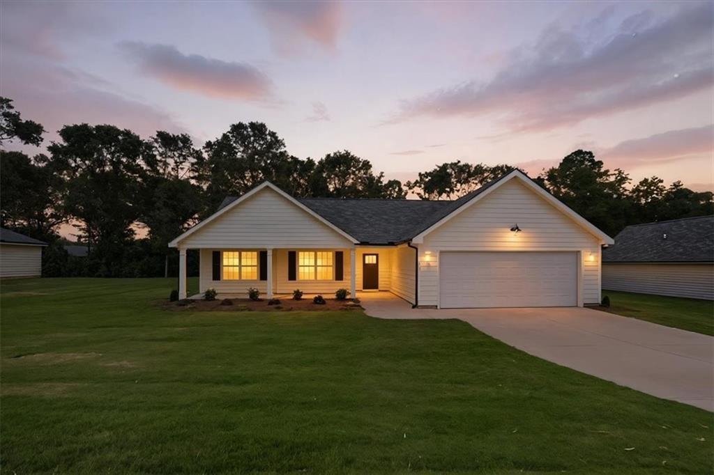 211 Rachel Ln., Hartwell, GA 30643