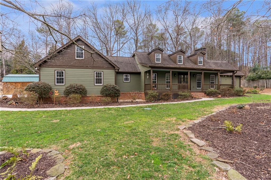 460 Oakleaf Tr., Suwanee, GA 30024