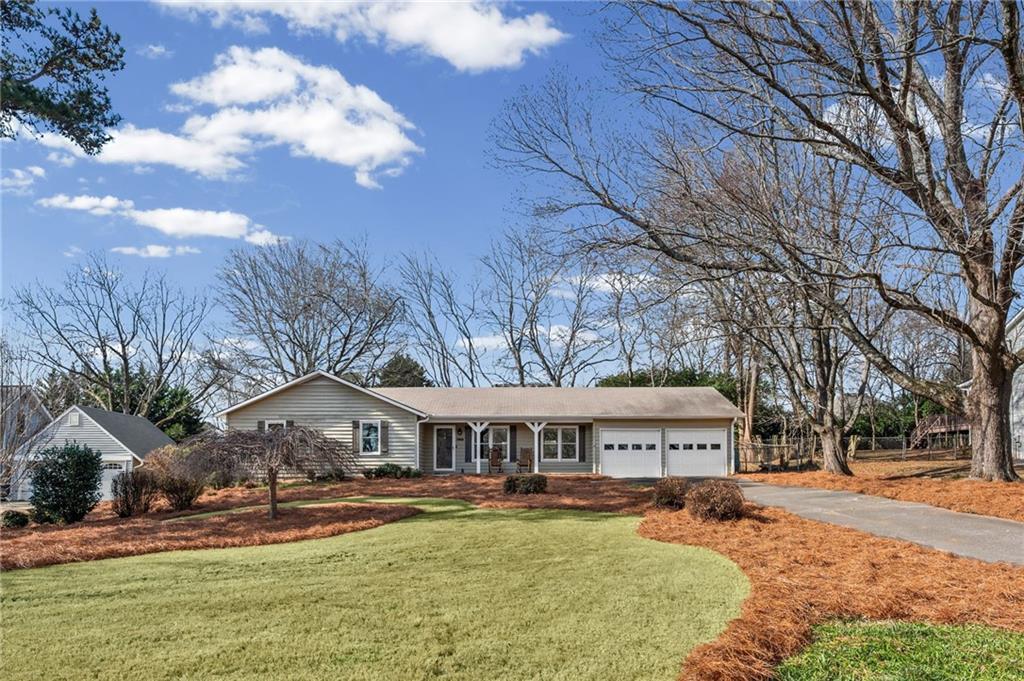 2620 Tritt Ln., Marietta, GA 30062