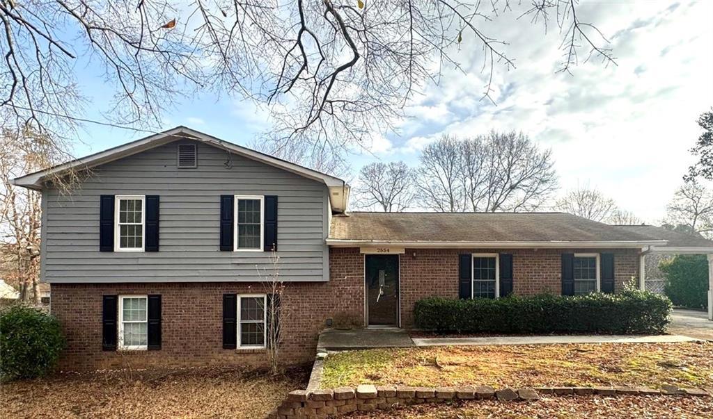 2554 Brocklin Dr., Grayson, GA 30017