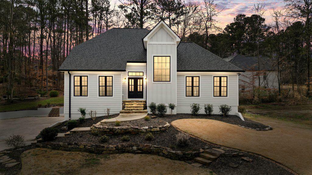 6070 Lively Ct., Cumming, GA 30040