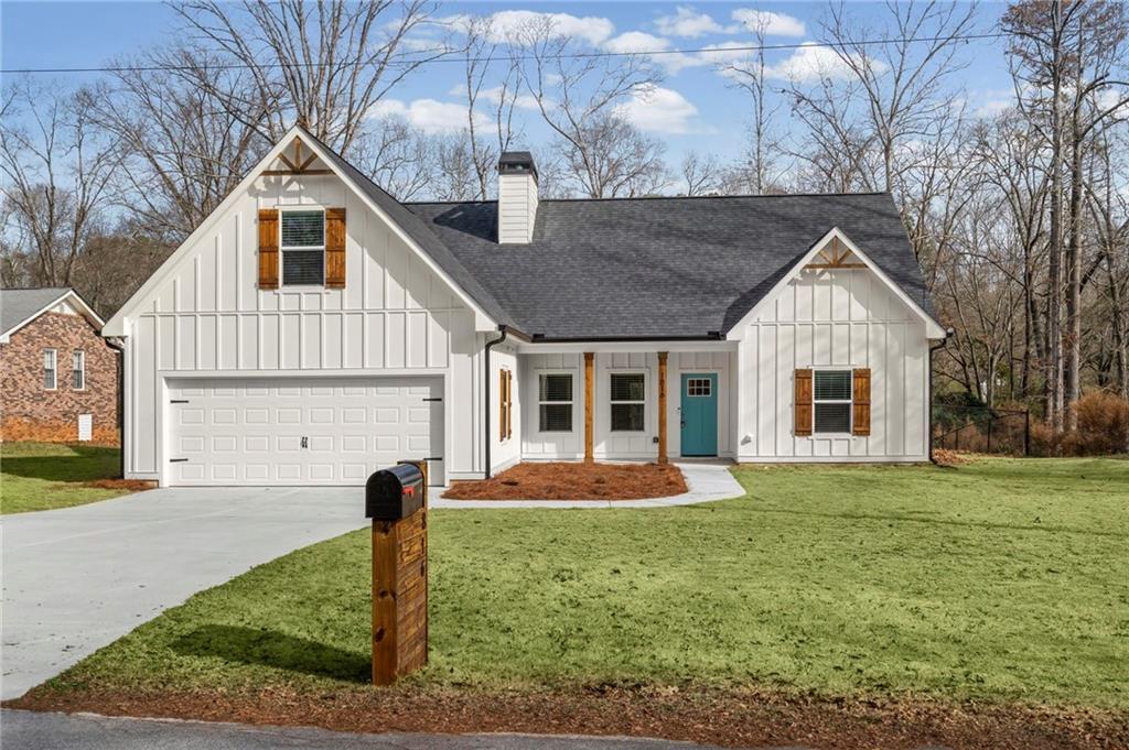 1816 Oak Spring St., Statham, GA 30666