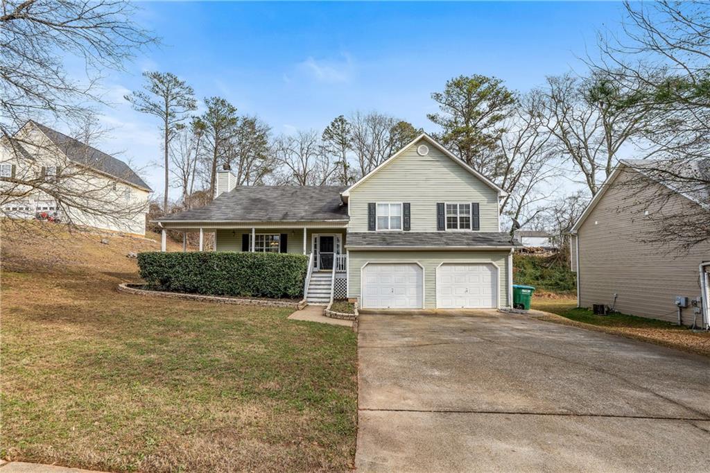 1028 Whispering Woods Dr., Canton, GA 30114