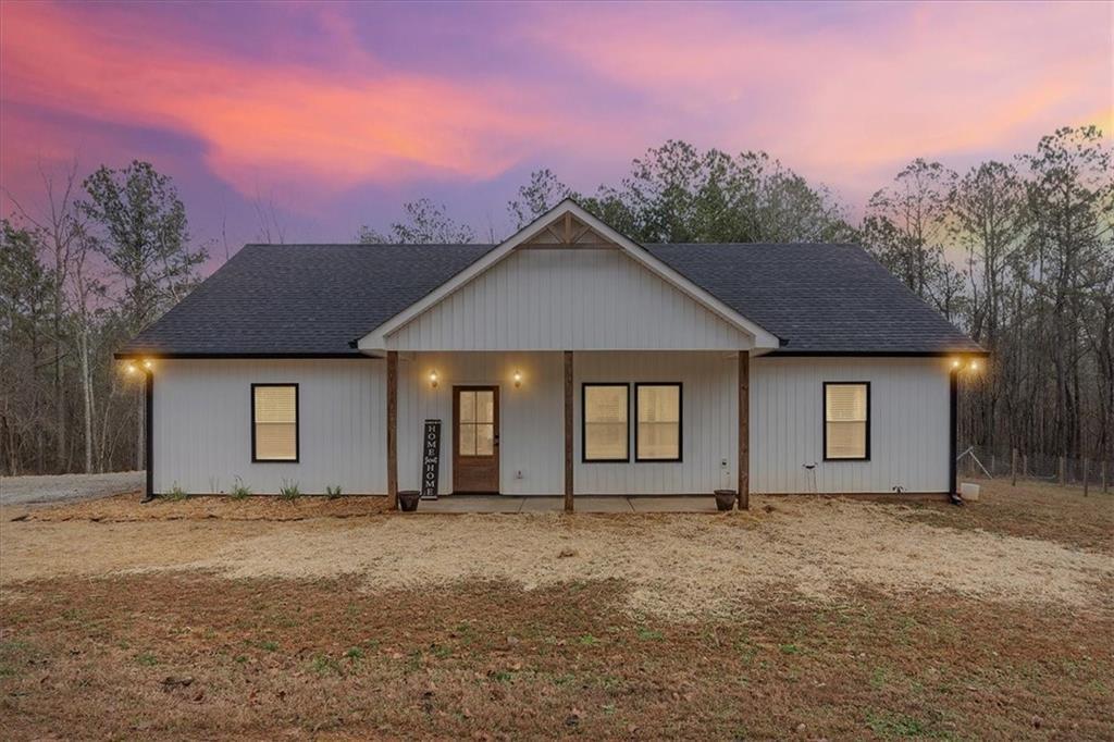 1475 Ben Davis Rd., Buchanan, GA 30113