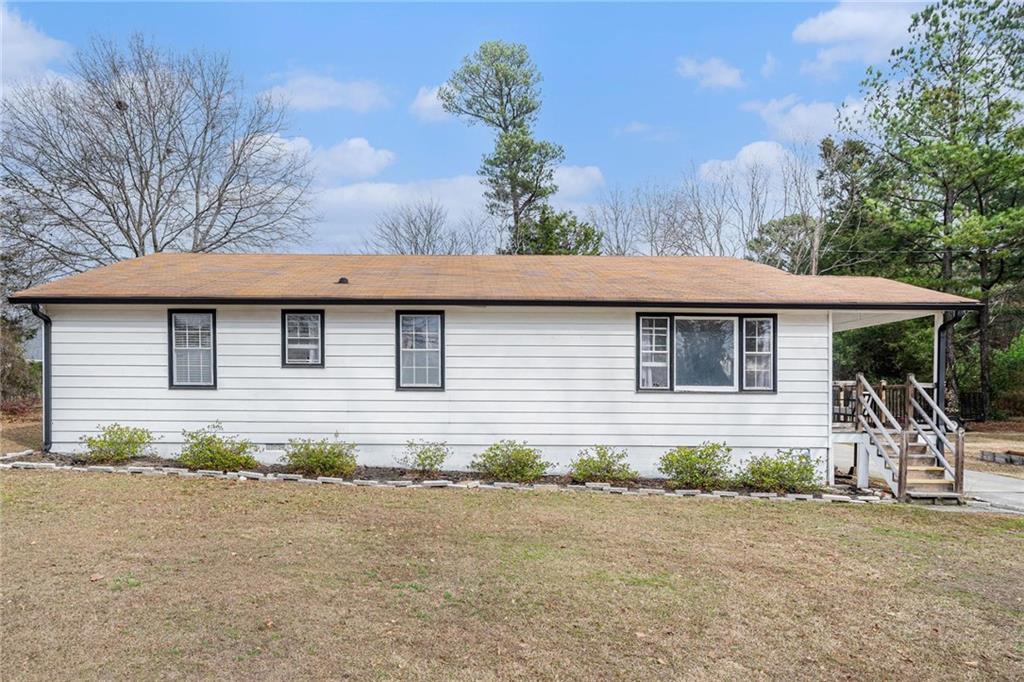 4034 Beaver Rd., Loganville, GA 30052