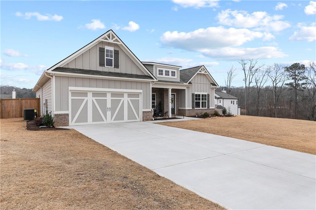 1304 Honeysuckle Ln., Hoschton, GA 30548
