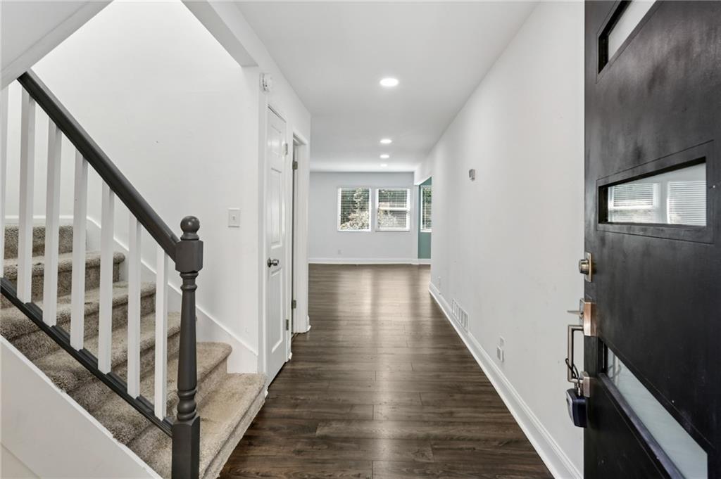 6118 Barfield Rd., Atlanta, GA 30328