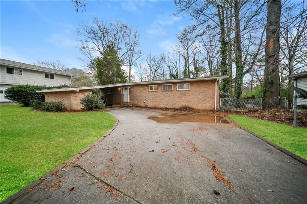 6560 Maddox Rd., Morrow, GA 30260