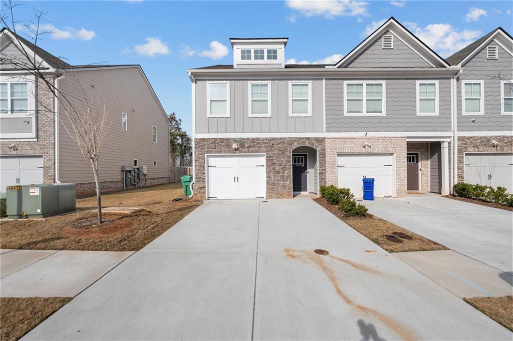 5820 Calle Vista Dr., Lithonia, GA 30058