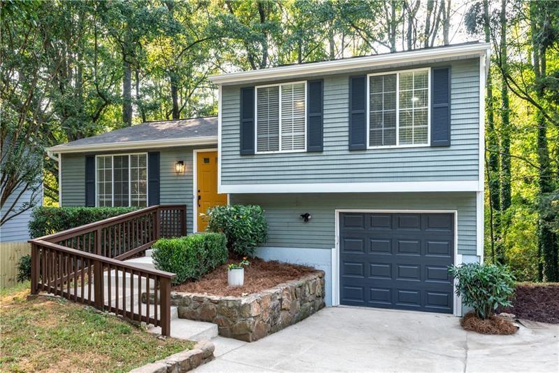 6734 Graves Mill Dr., Norcross, GA 30093