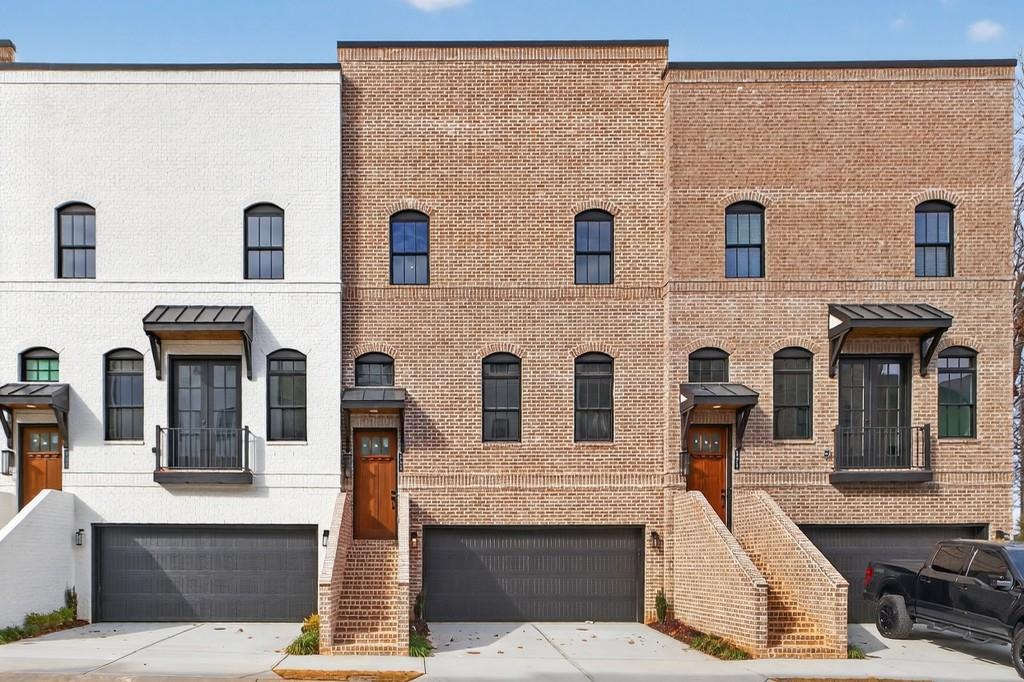 333 Sugarview Rd., Sugar Hill, GA 30518