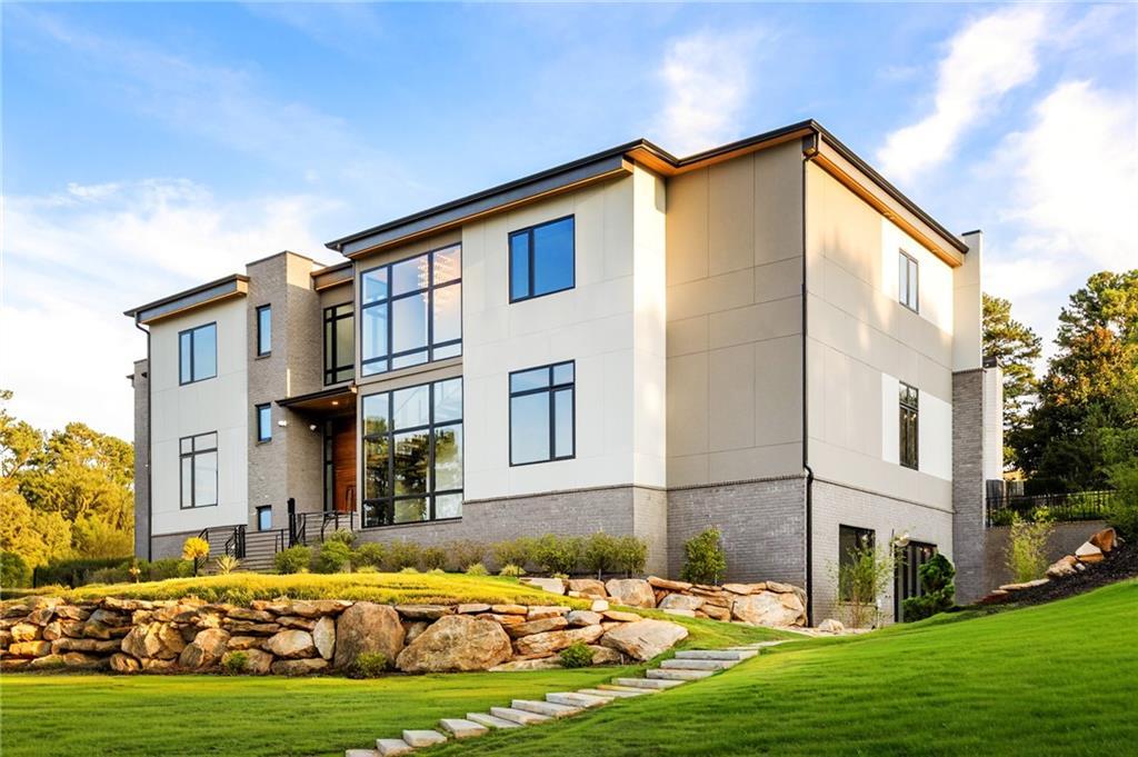 4232 Edgewood Ct., Marietta, GA 30068