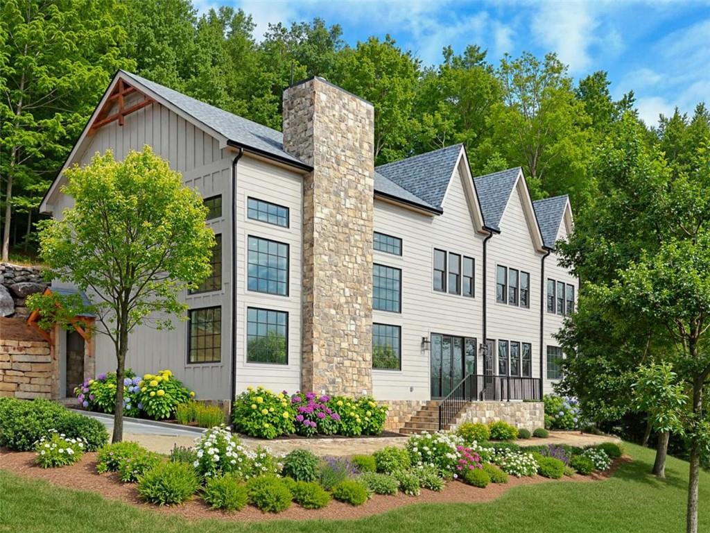 416 Winding View Ln., Clayton, GA 30525