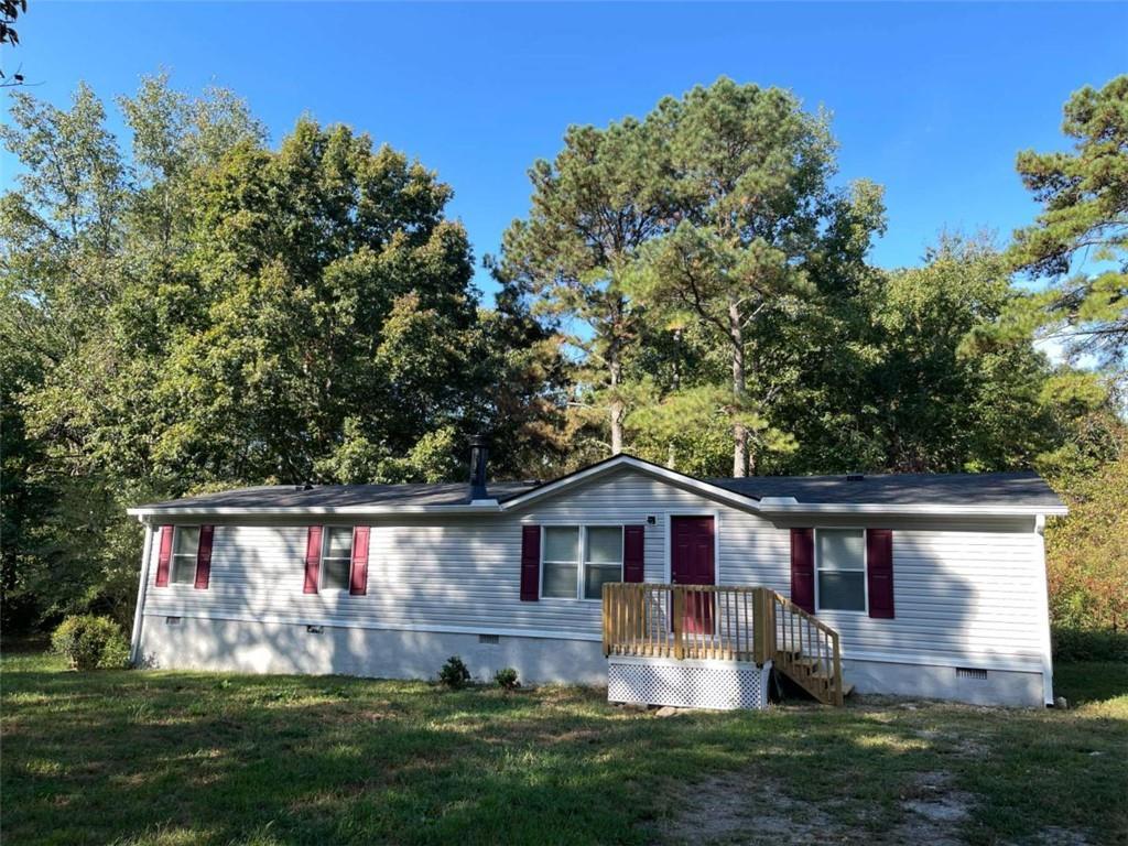 125 Holly Creek Dr., Carrollton, GA 30116