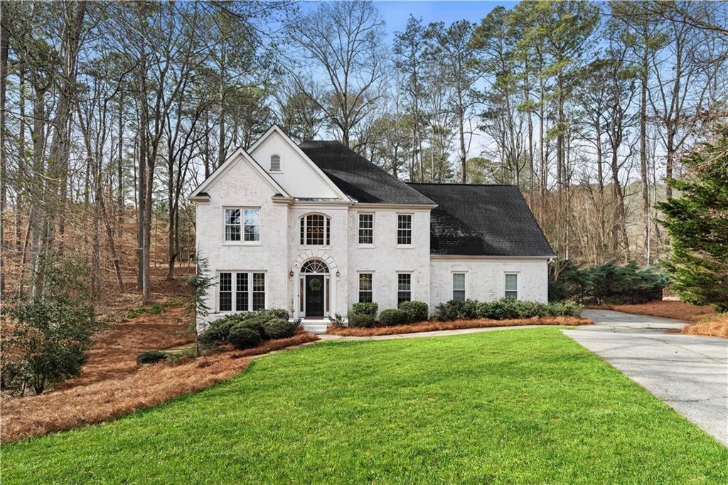 805 Freemanwood Ln., Milton, GA 30004