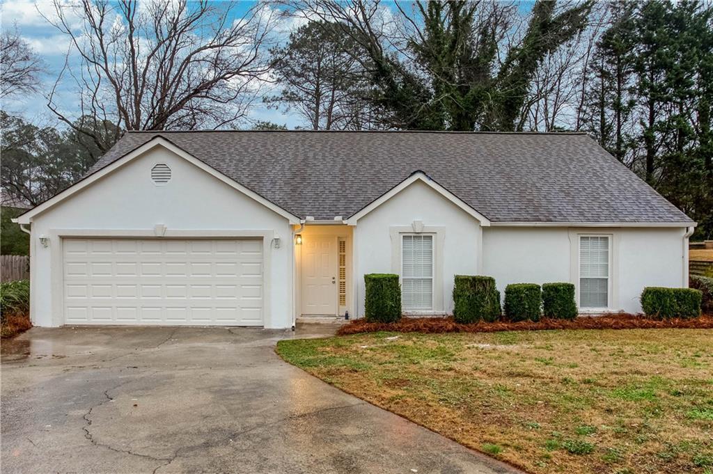 4446 Hickory Chase Dr., Acworth, GA 30102