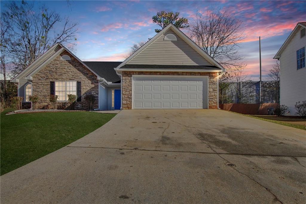 1528 Buckingham Pl., Stockbridge, GA 30281