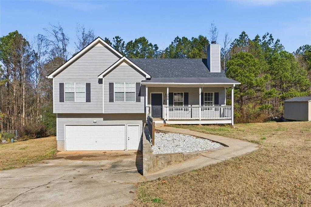 304 Diamond Ct., Carrollton, GA 30116