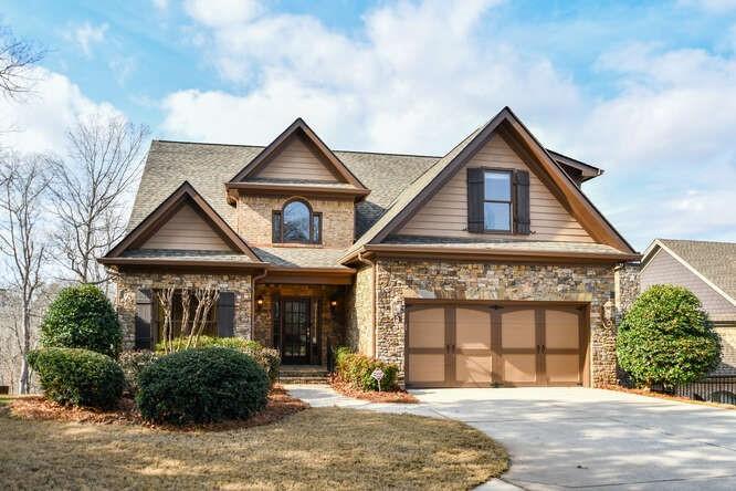 4814 Amal Ln., Gainesville, GA 30506