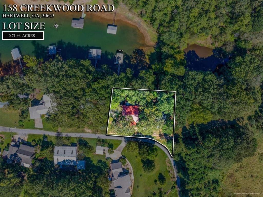 158 Creekwood Rd., Hartwell, GA 30643