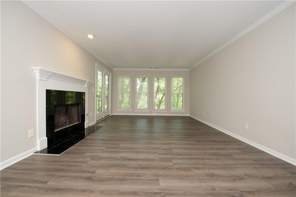 225 Warm Springs Cir., Roswell, GA 30075