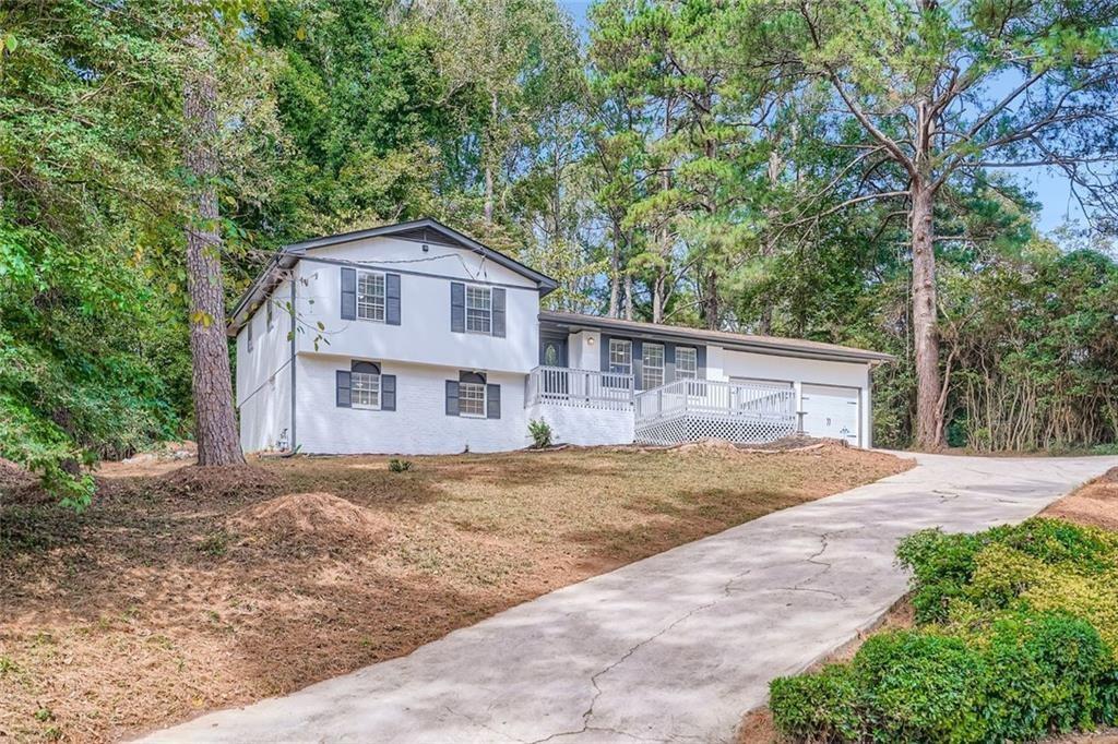 644 Navarre Dr., Stone Mountain, GA 30087