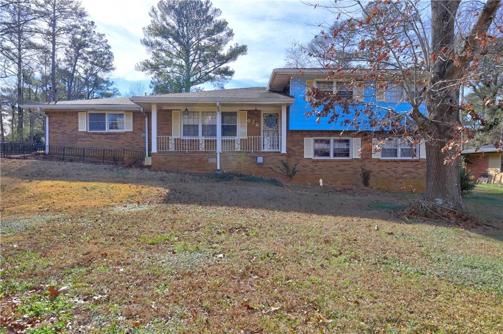 876 Belle Glade Dr., Stone Mountain, GA 30083