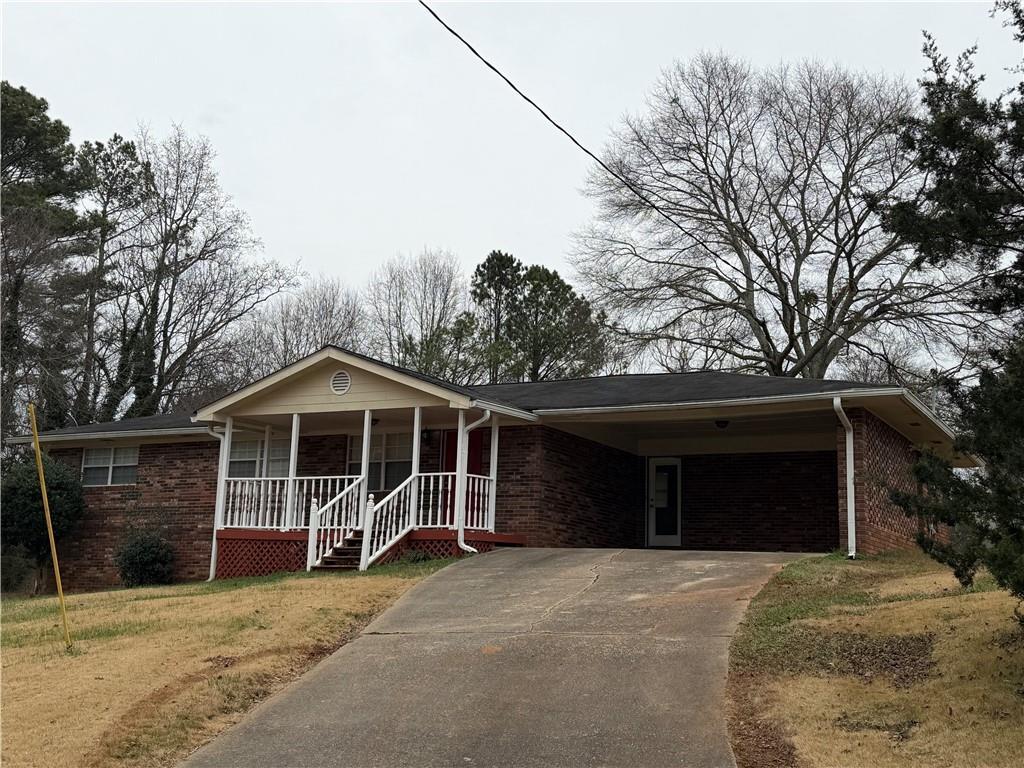 3721 Hiland Cir., Oakwood, GA 30566