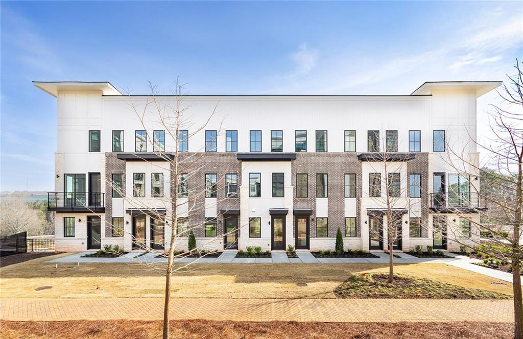 7150 Summit Pl., Alpharetta, GA 30009