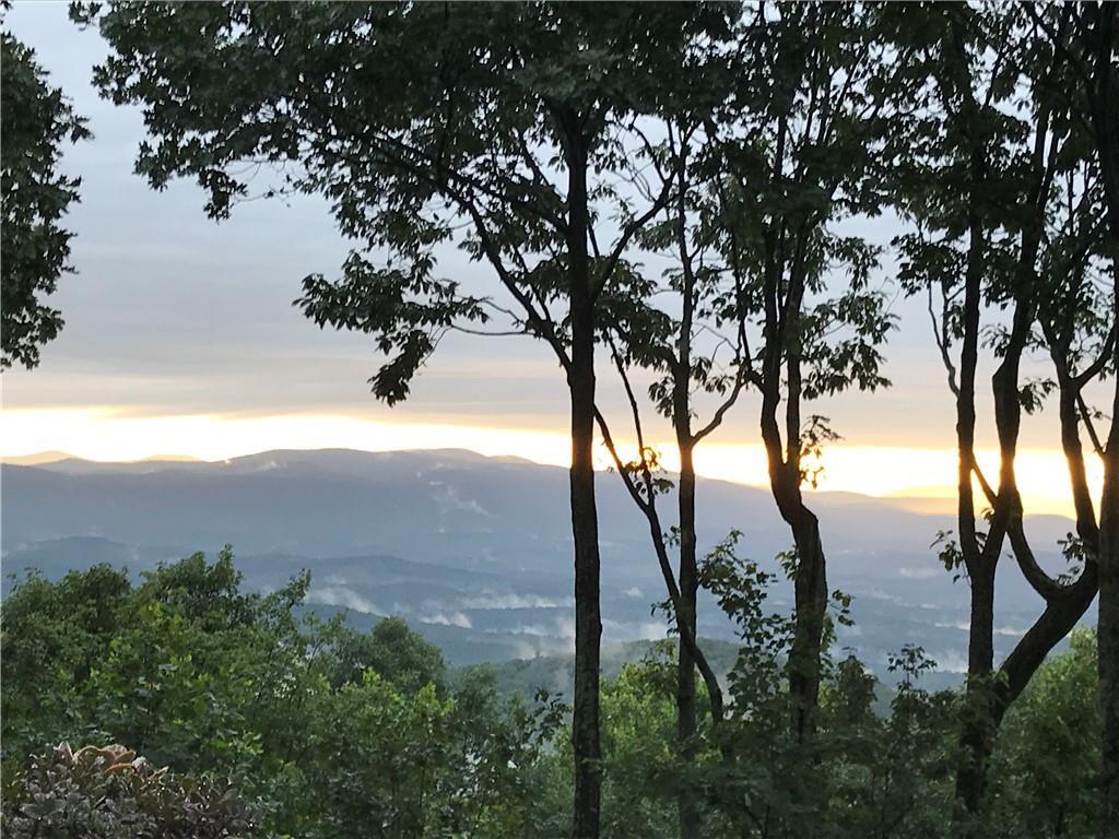 352 Sanderlin Mtn Dr., Big Canoe, GA 30143