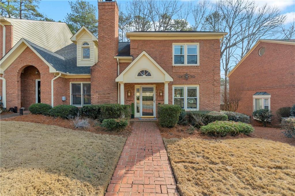 2705 Holcomb Springs Dr., Alpharetta, GA 30022