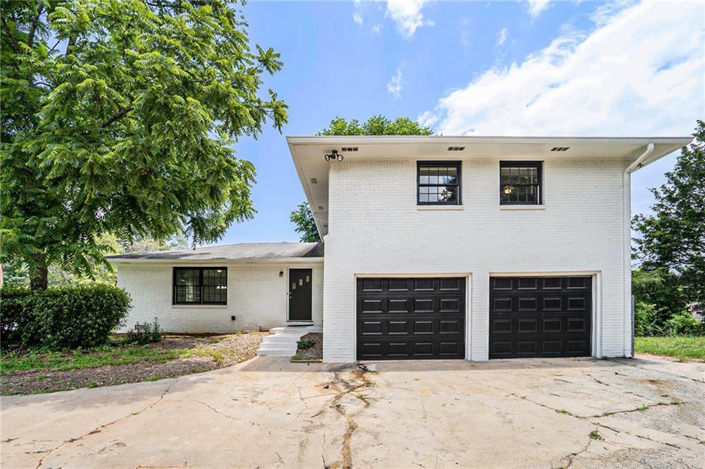 1894 Twin Falls Rd., Decatur, GA 30032